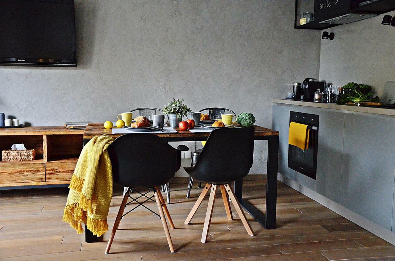 Tamka Chopin Apartment Варшава Екстер'єр фото