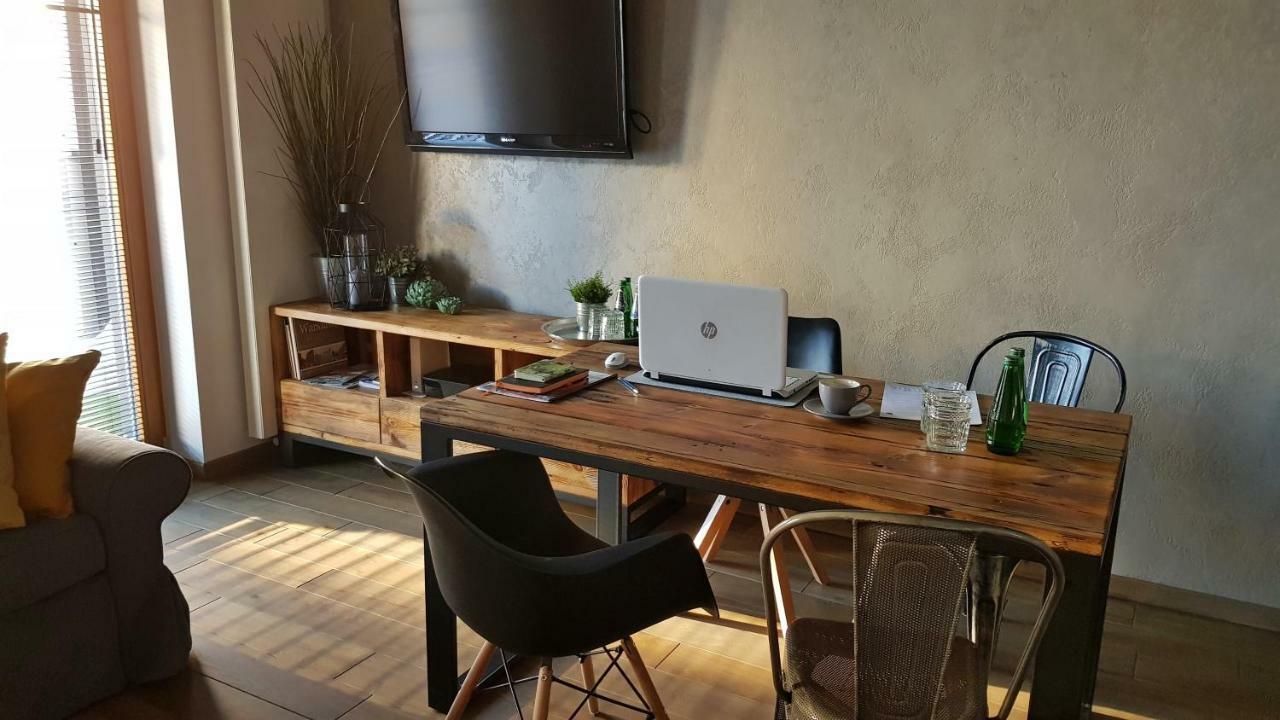 Tamka Chopin Apartment Варшава Екстер'єр фото